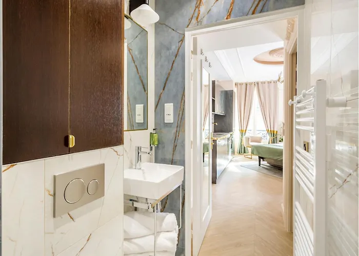 Merveil - Luxury - Louvre - Ours I דירה *